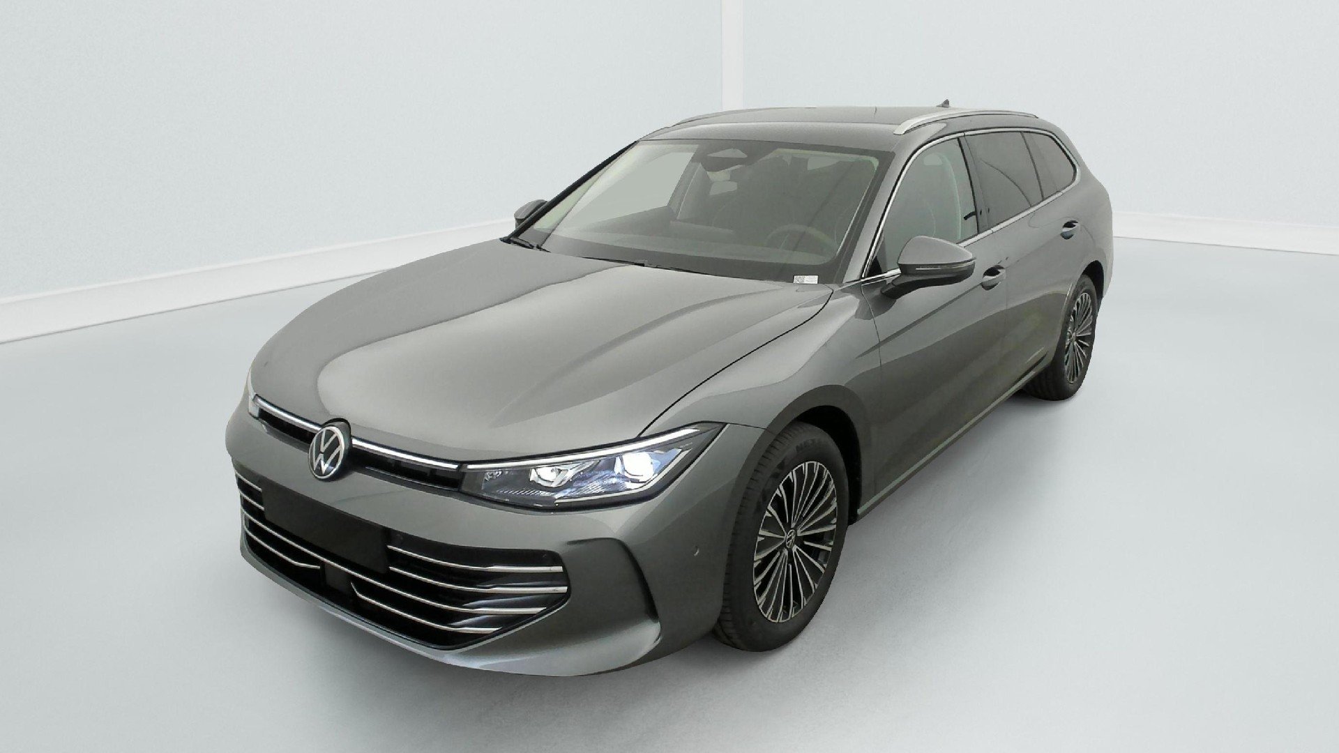 2025 Volkswagen Passat   