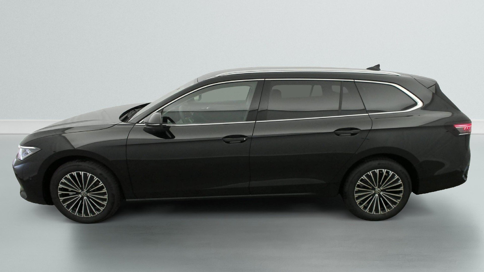 2025 Volkswagen Passat   