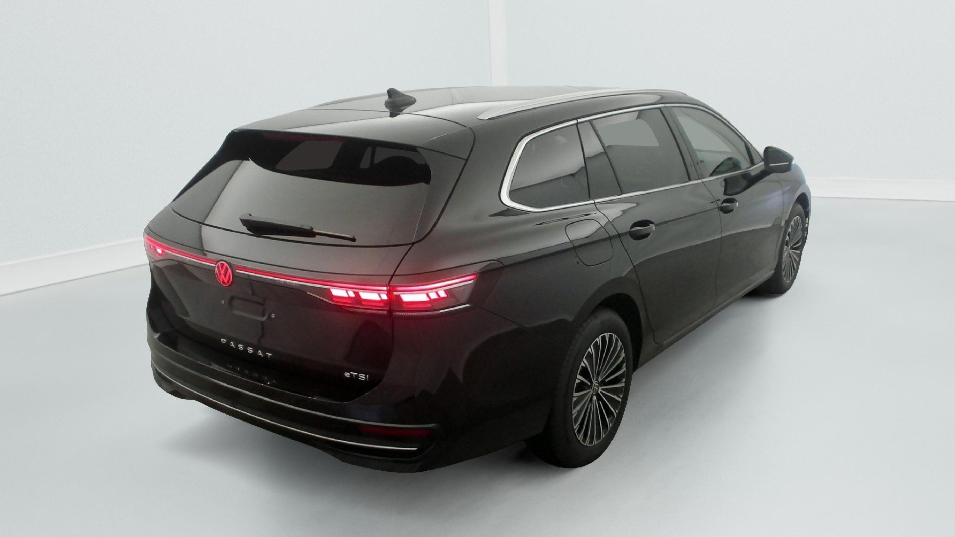 2025 Volkswagen Passat   