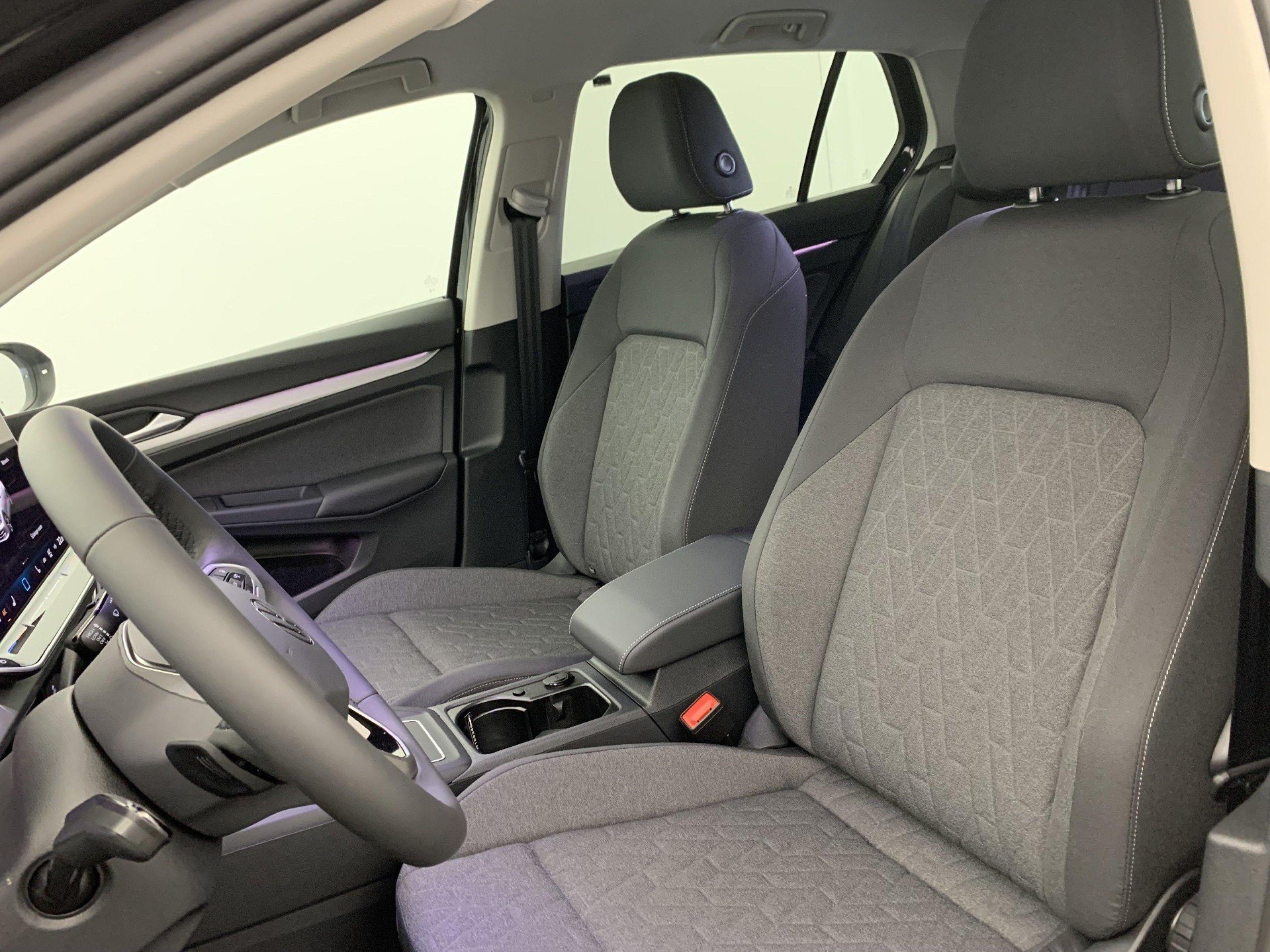 2025 Volkswagen Golf   