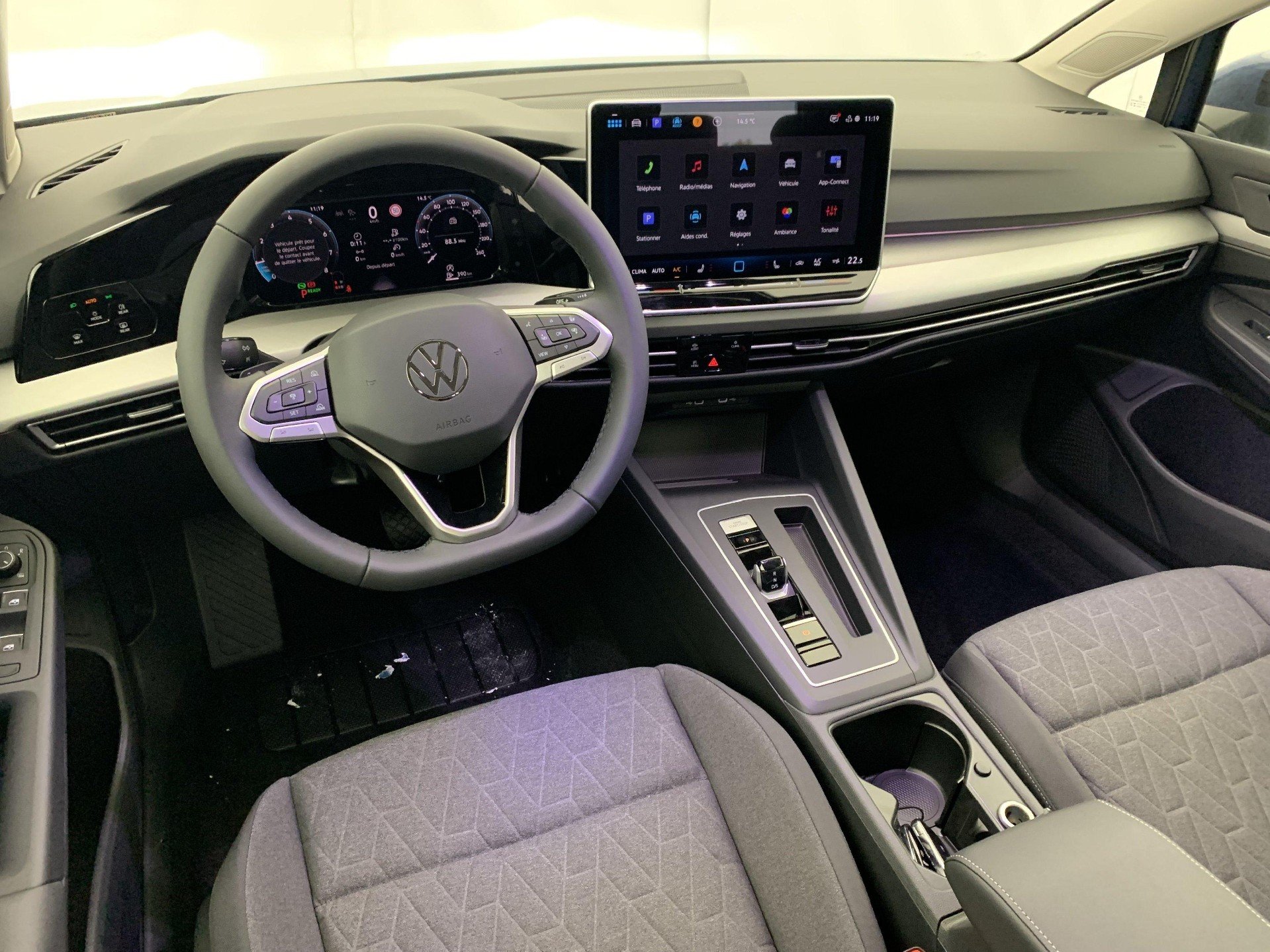 2025 Volkswagen Golf   