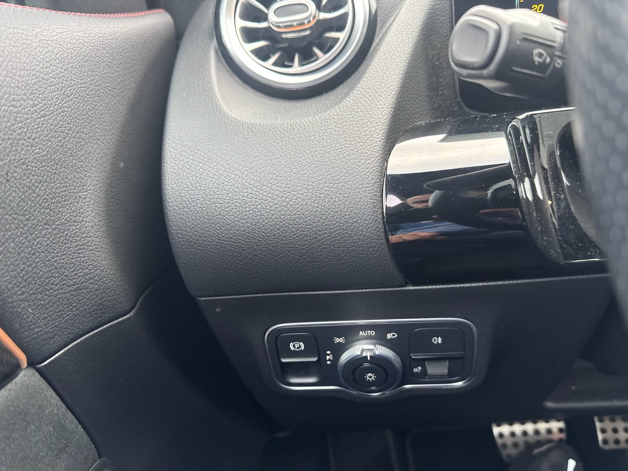 2021 Mercedes-Benz GLA   