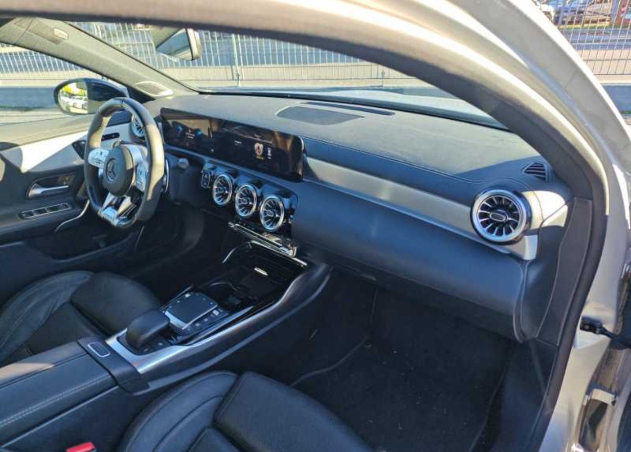 2022 Mercedes-Benz A   