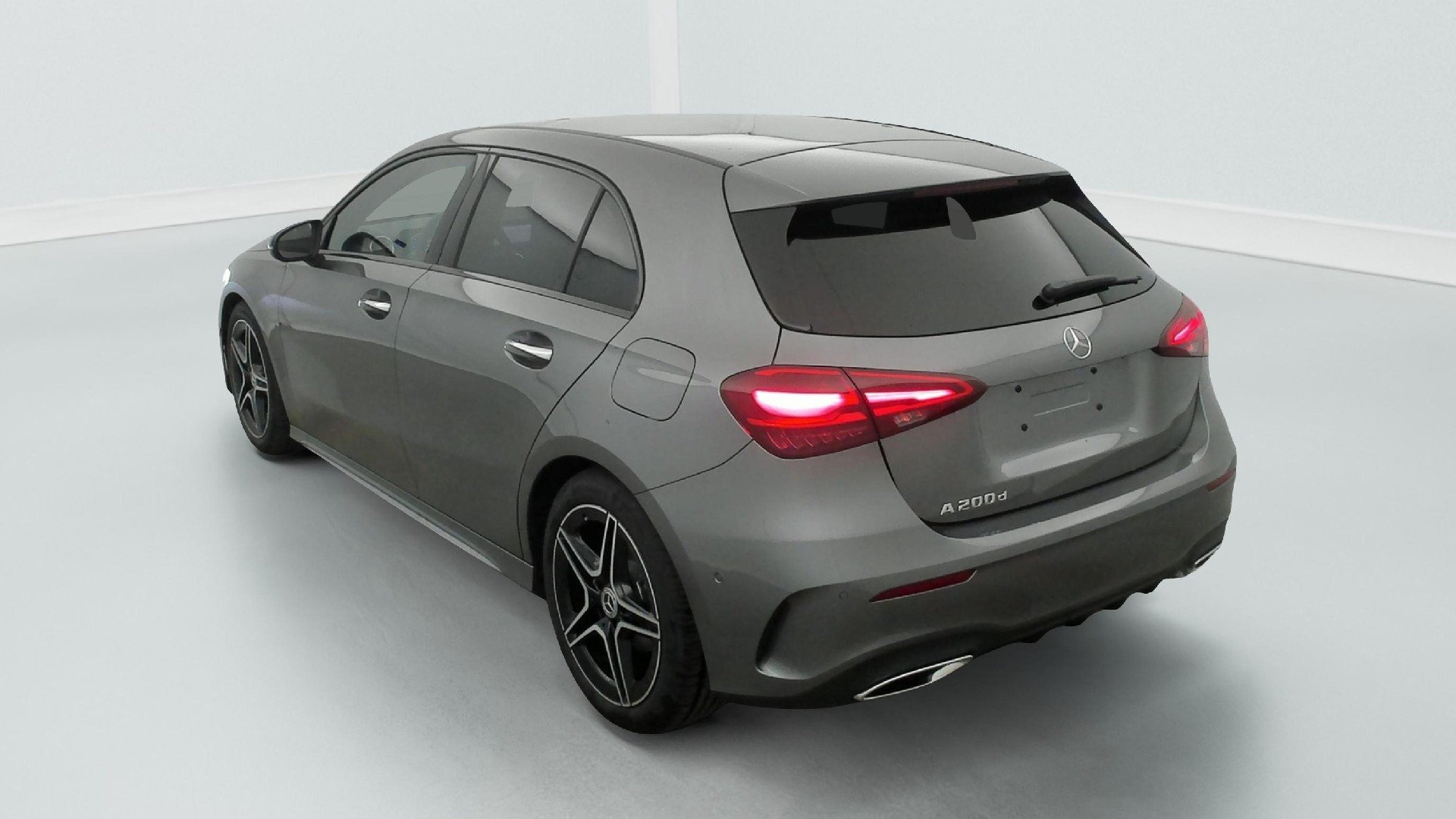 2025 Mercedes-Benz A   