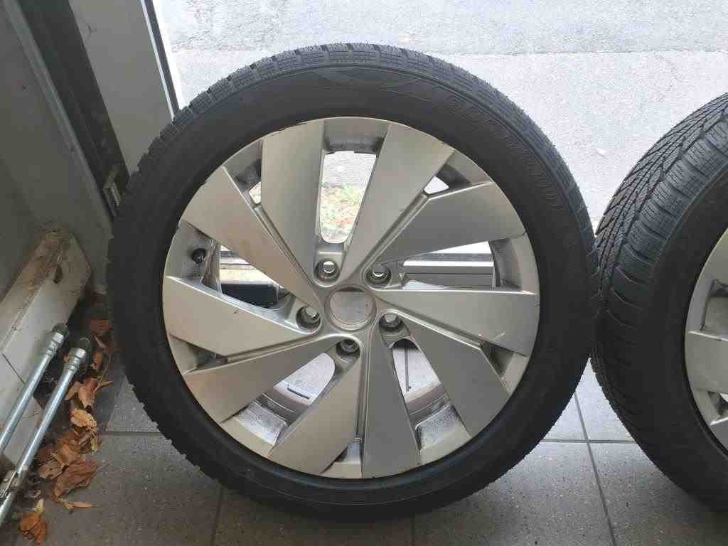 2020 Volkswagen Golf   