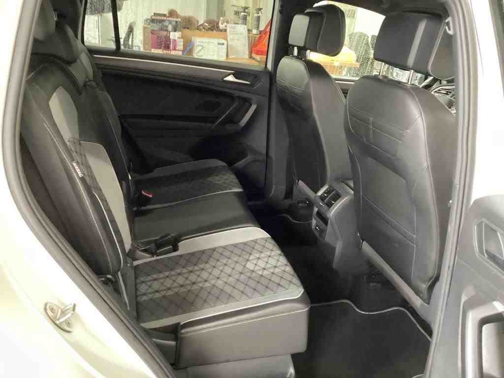 2021 Volkswagen Tiguan   AWD