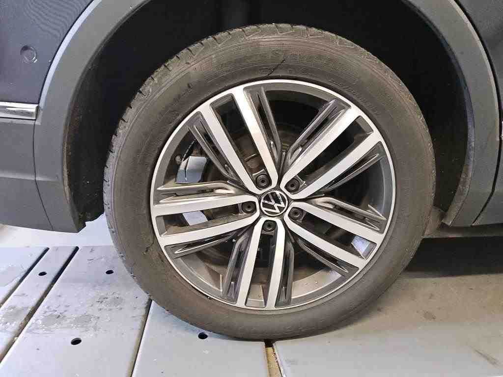 2021 Volkswagen Tiguan   AWD