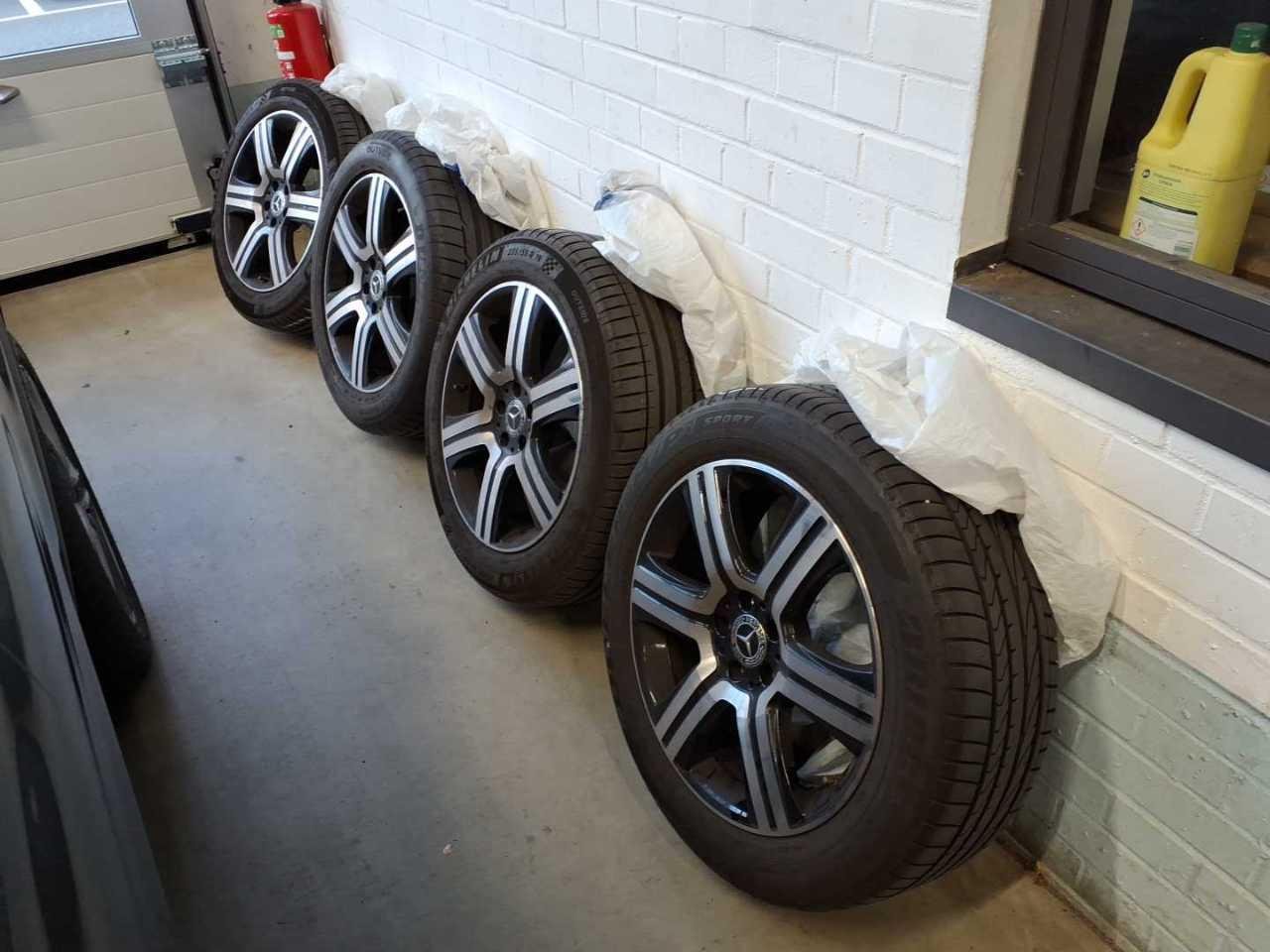 2019 Mercedes-Benz GLC   AWD