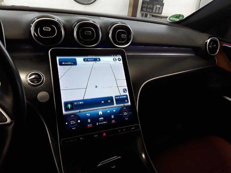 2021 Mercedes-Benz C   