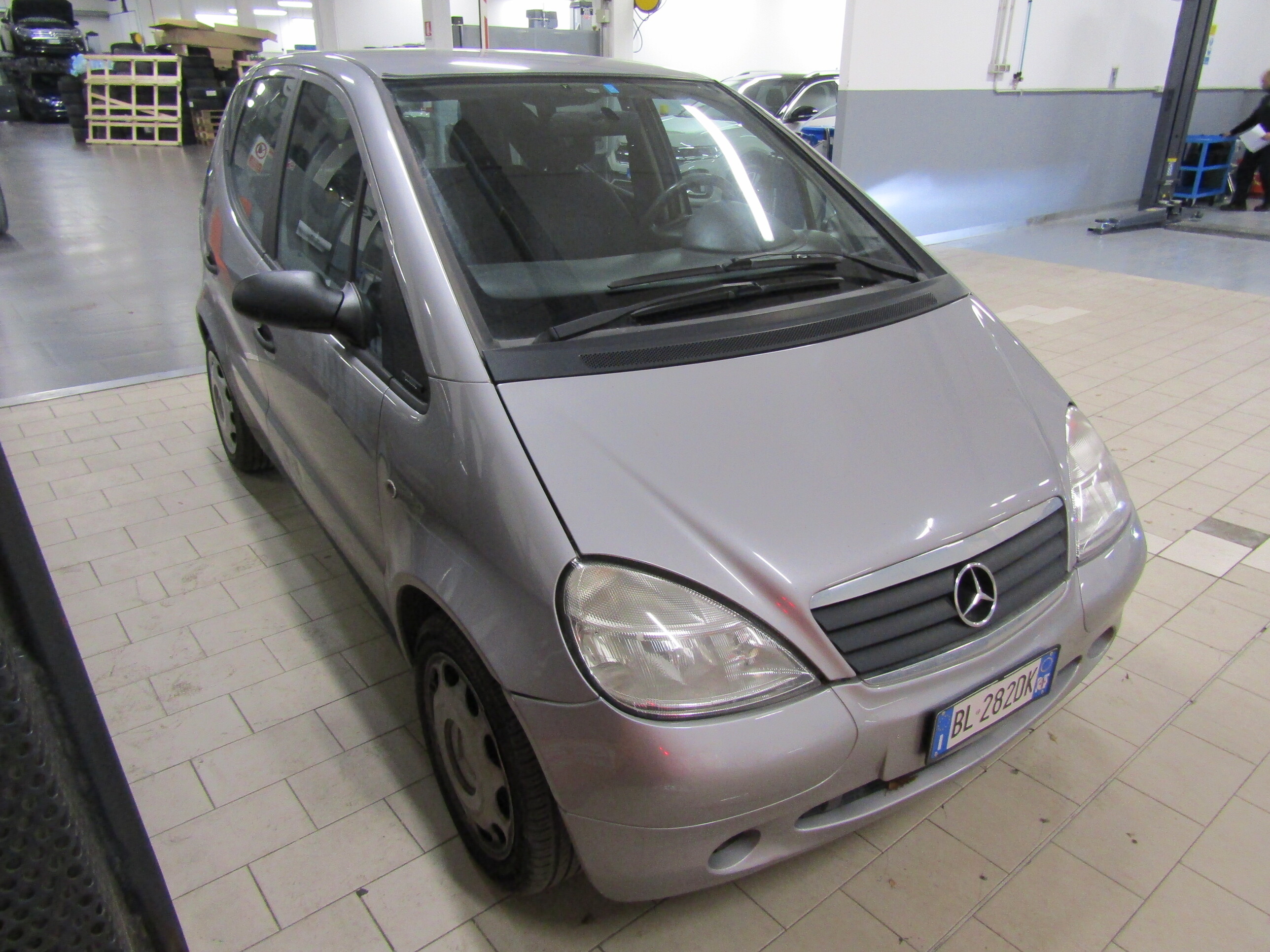 Mercedes-Benz A 140 Elegance - Petrol - Manual - 81 hp - 141.618 km Elegance