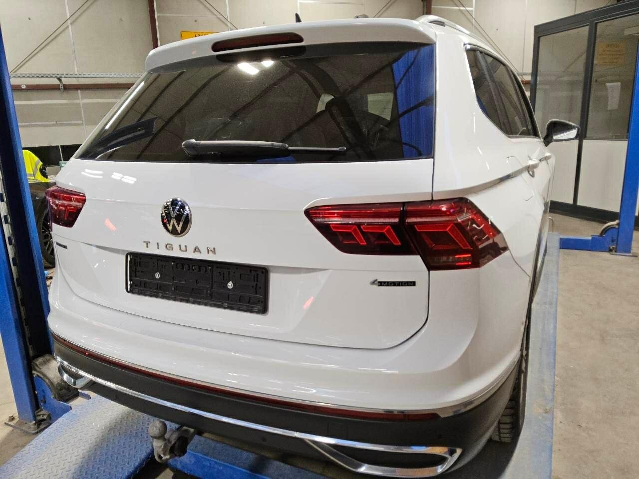 2022 Volkswagen Tiguan   AWD