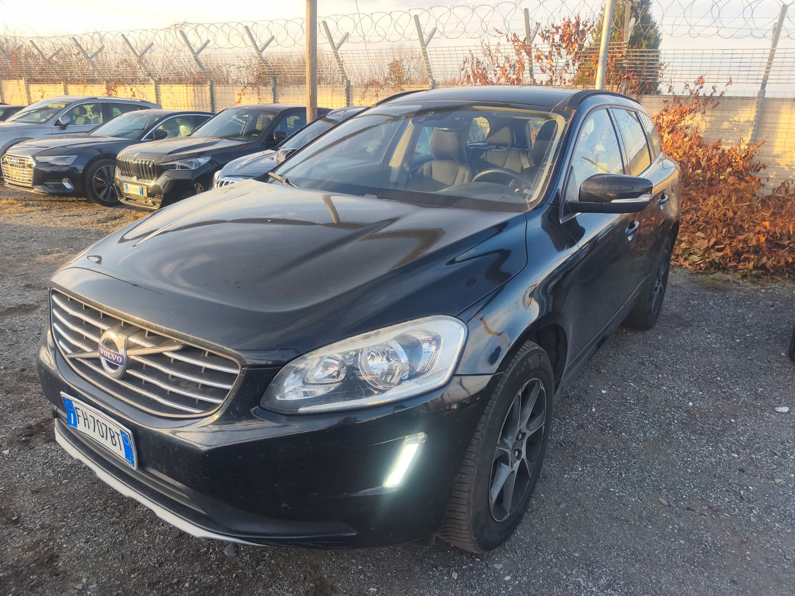 Volvo XC60 D3 Business - Diesel - Automatic - 150 hp - 172.591 km