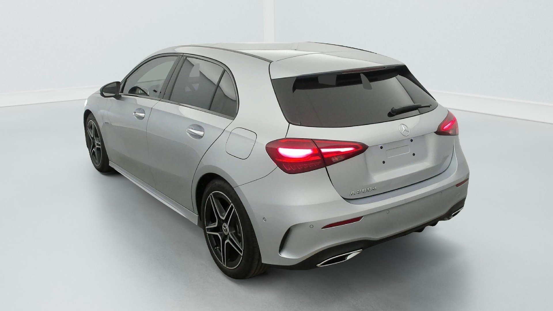 2025 Mercedes-Benz A   