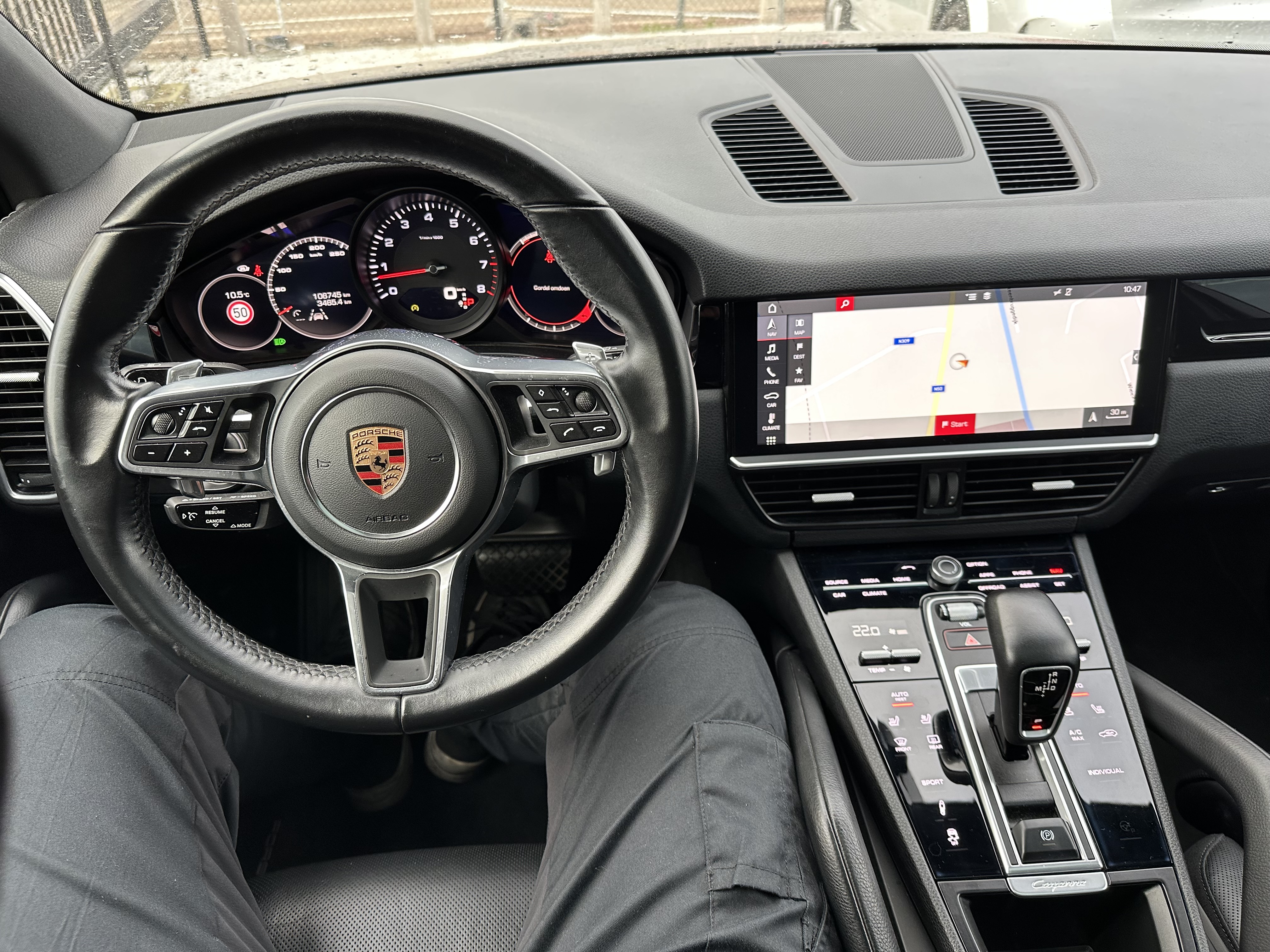 2019 Porsche Cayenne   AWD