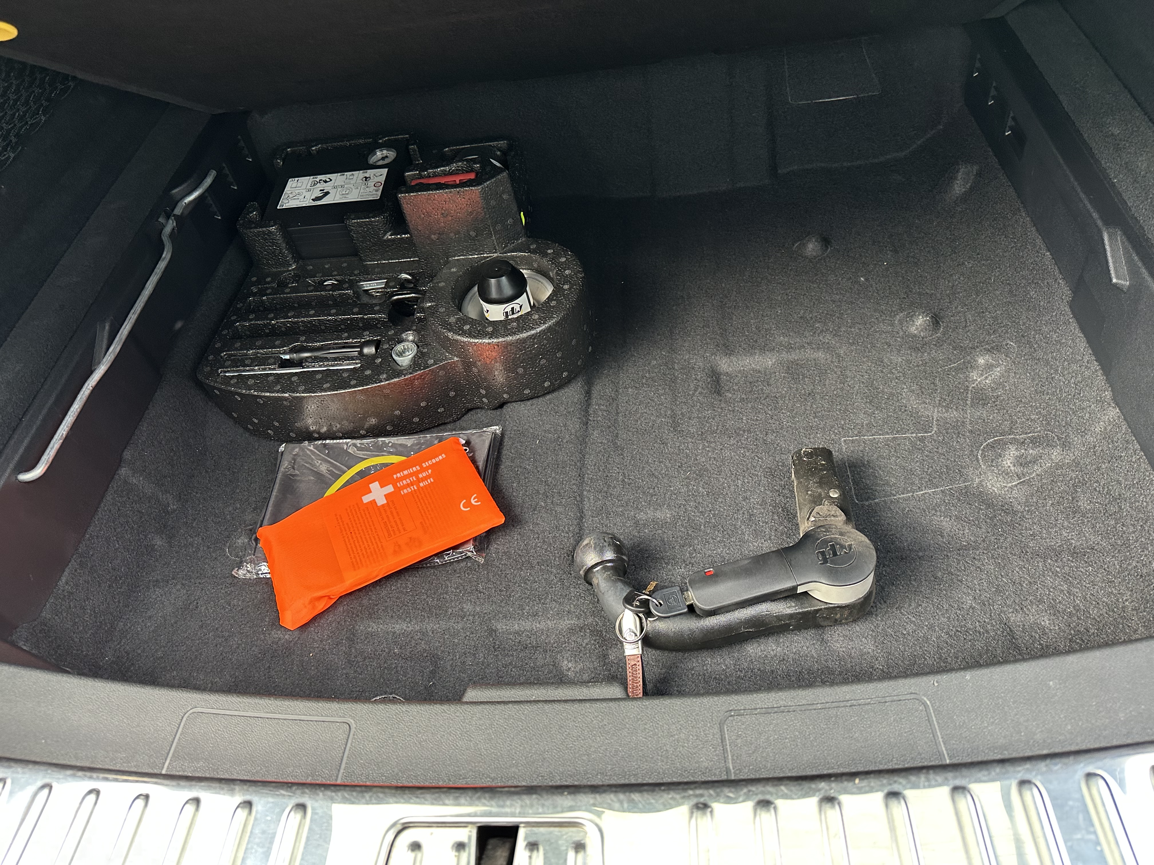 2019 Porsche Cayenne   AWD