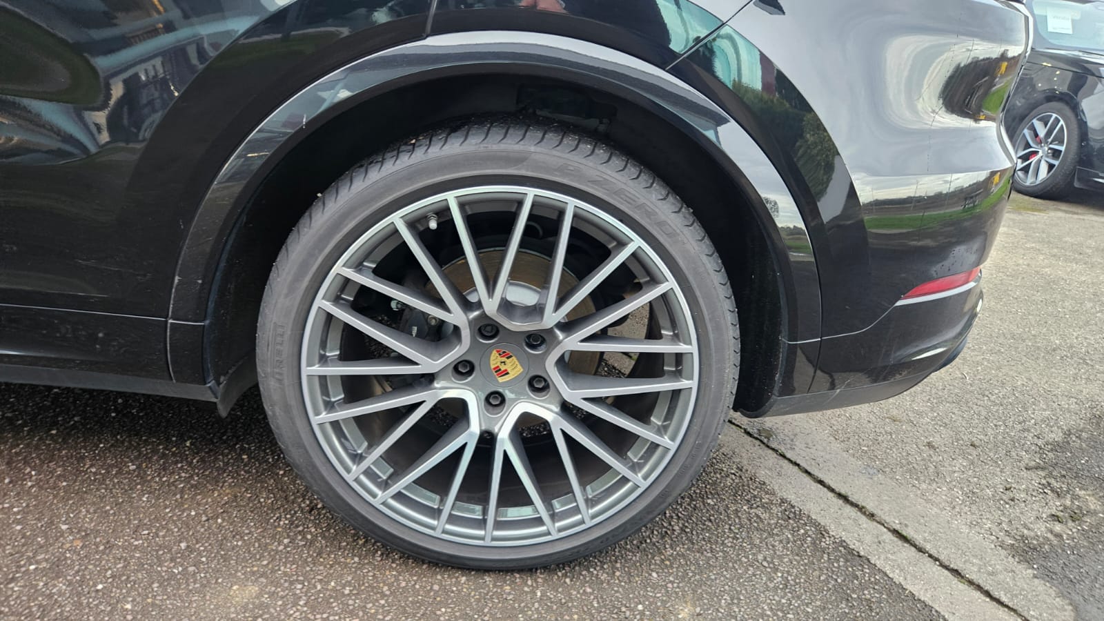 2023 Porsche Cayenne   