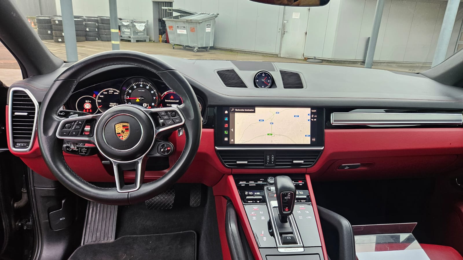 2023 Porsche Cayenne   