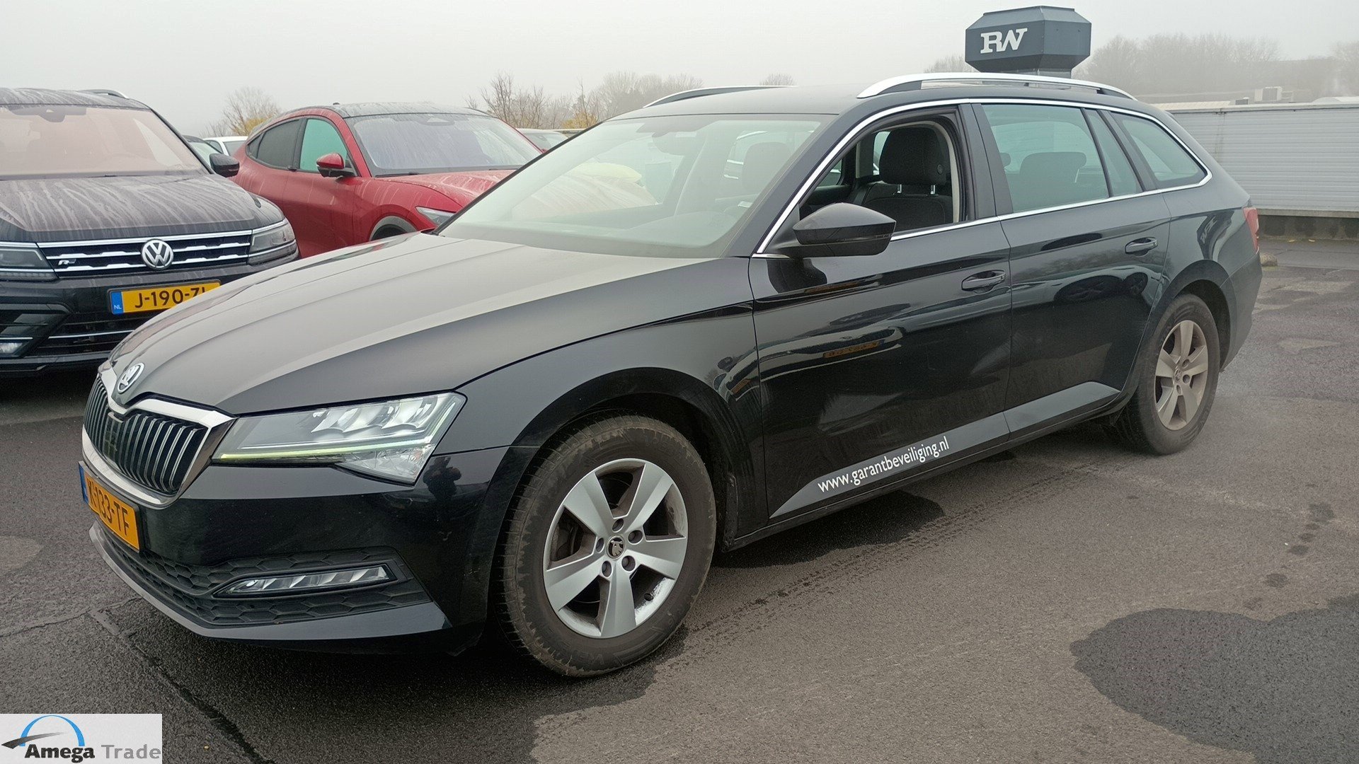 Skoda Superb Combi 1.5 TSI Business - Petrol - Automatic - 150 hp - 231.605 km