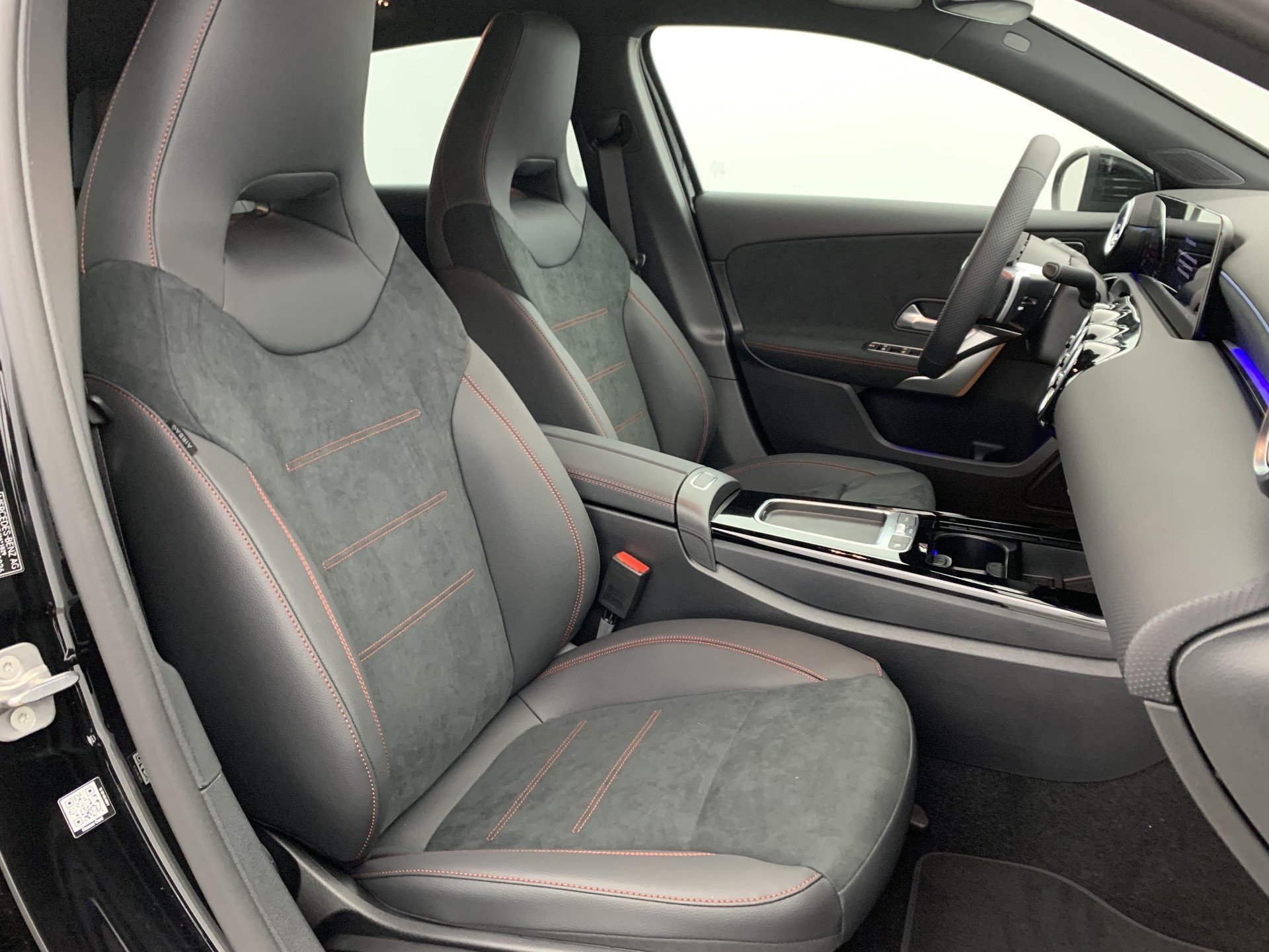 2025 Mercedes-Benz A   