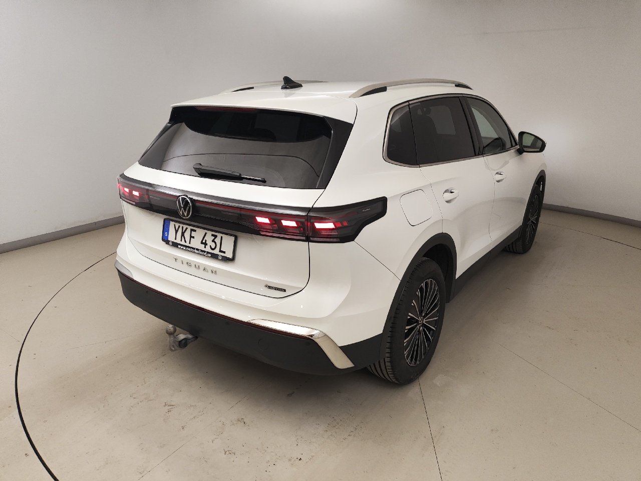 2024 Volkswagen Tiguan   AWD