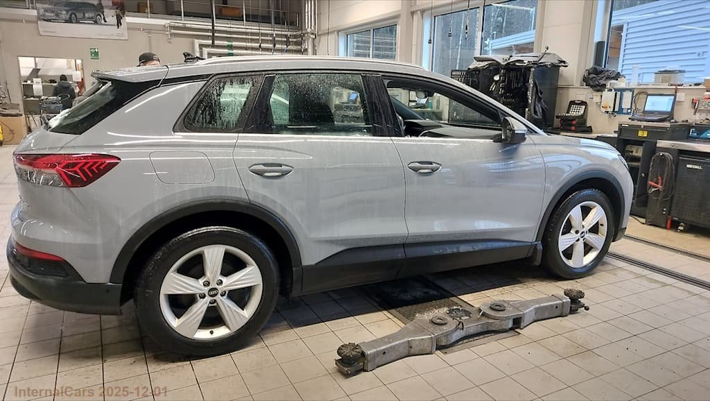 Audi E-tron Q4  35 - 170 hp - 55.600 km