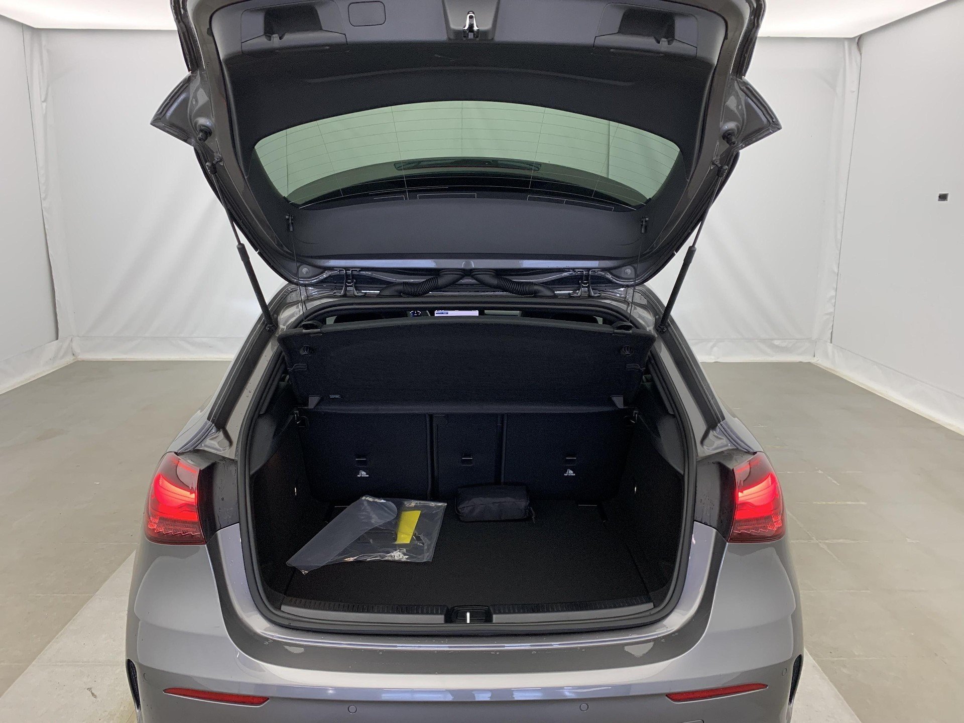 2025 Mercedes-Benz A   