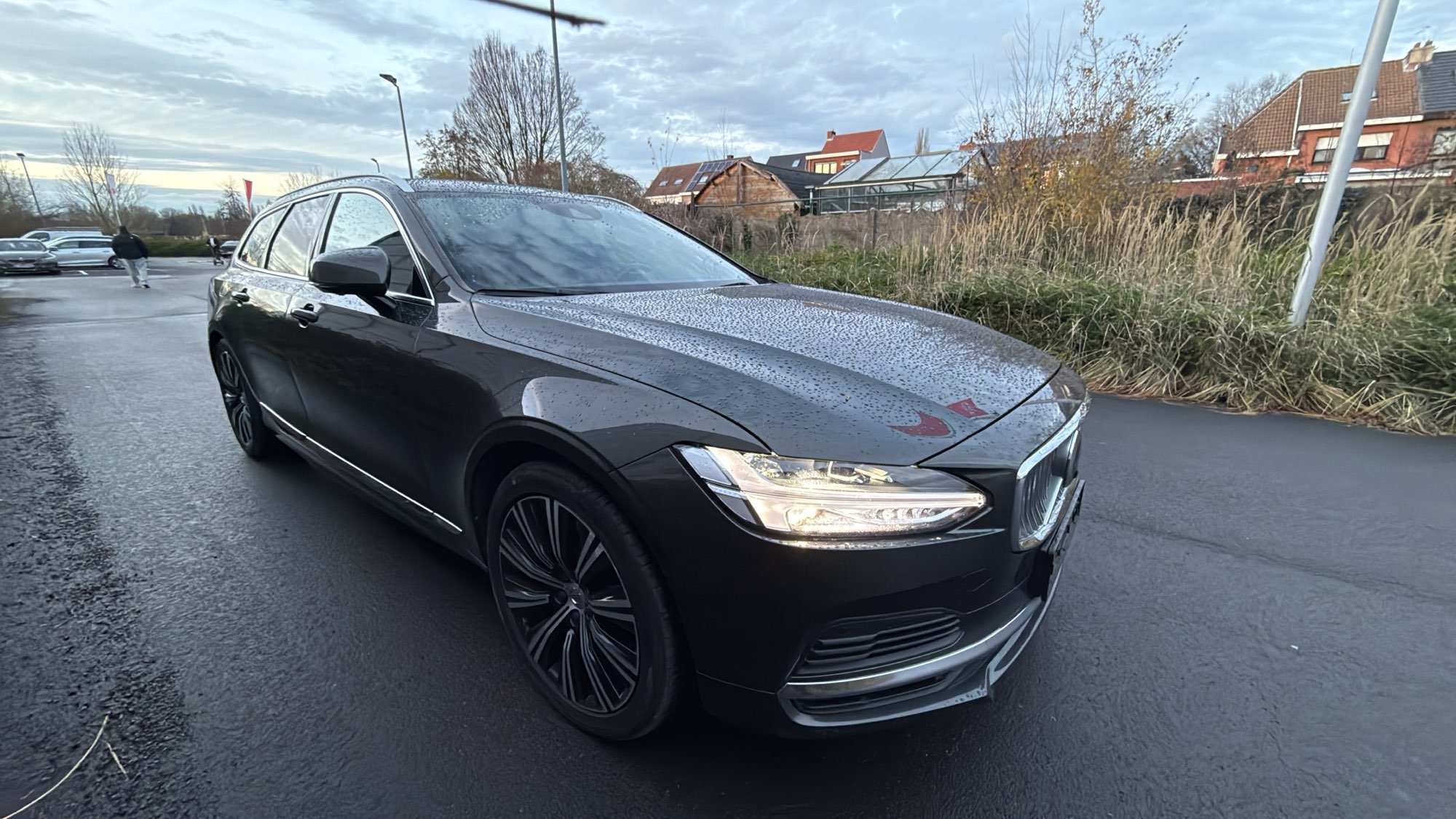 Volvo V90 T6 Inscription - AWD - Hybrid - Automatic - 252 hp - 173.517 km Inscription