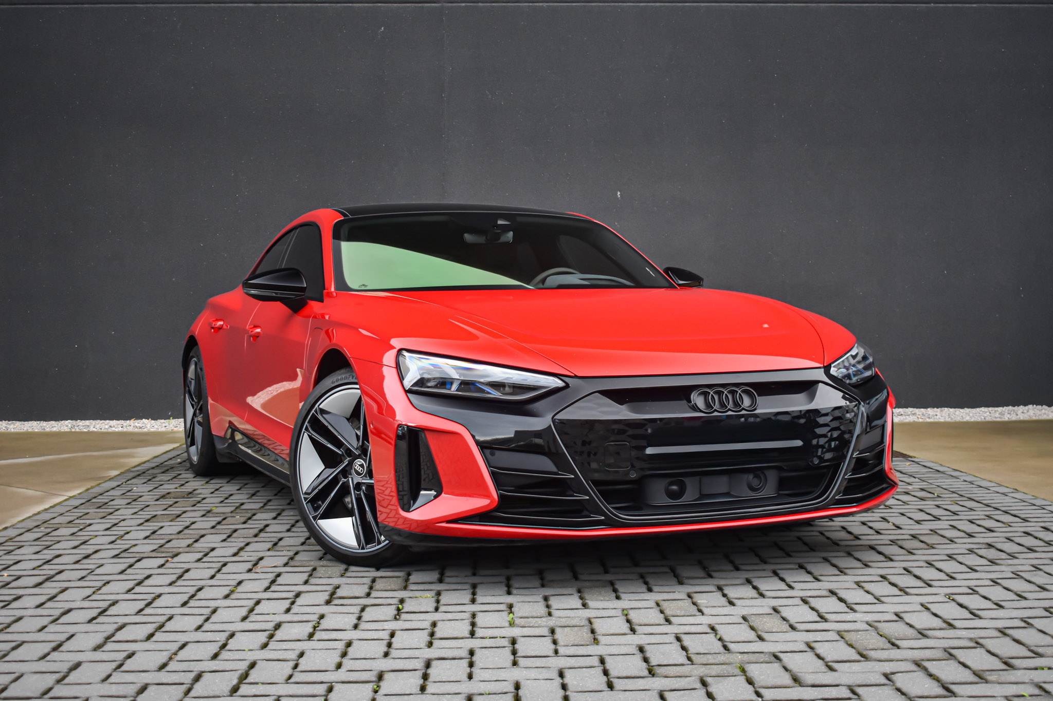 Audi E-Tron RS GT 93 kWh - Quattro - Electric - Automatic - 598 hp - 72.523 km 