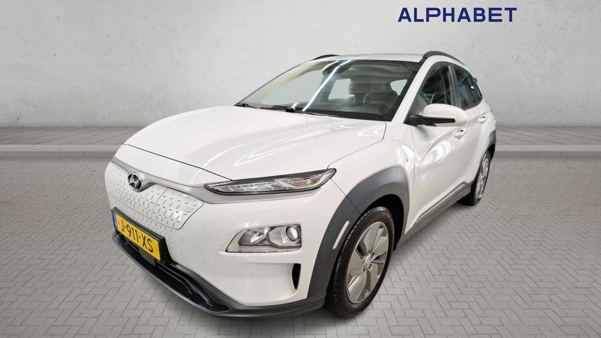 Hyundai Kona 64 kWh - Electric - Automatic - 204 hp - 143.566 km