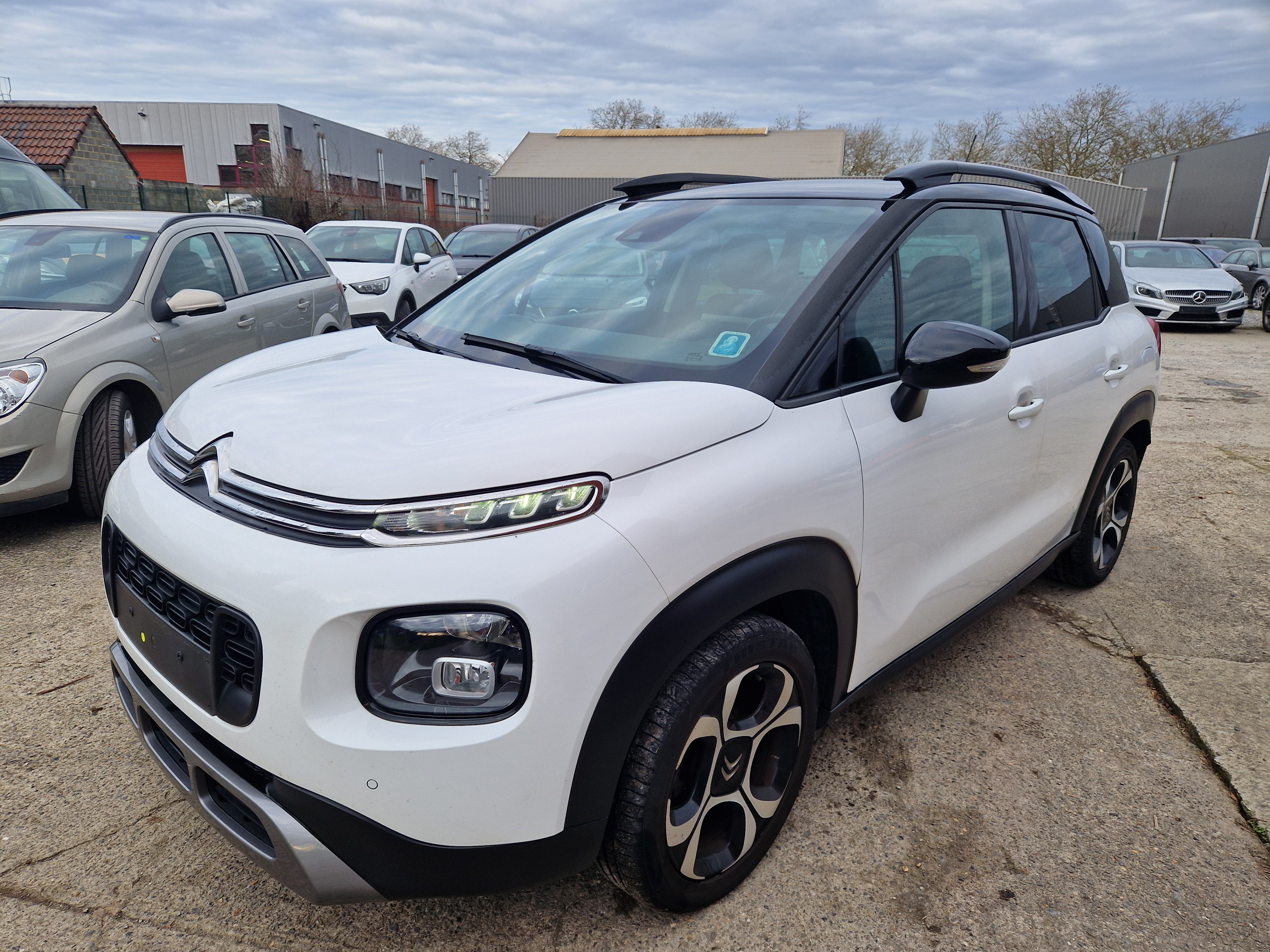 Citroën C3 Aircross 1.5 HDI Shine - Diesel - Automatic - 120 hp - 136.007 km
