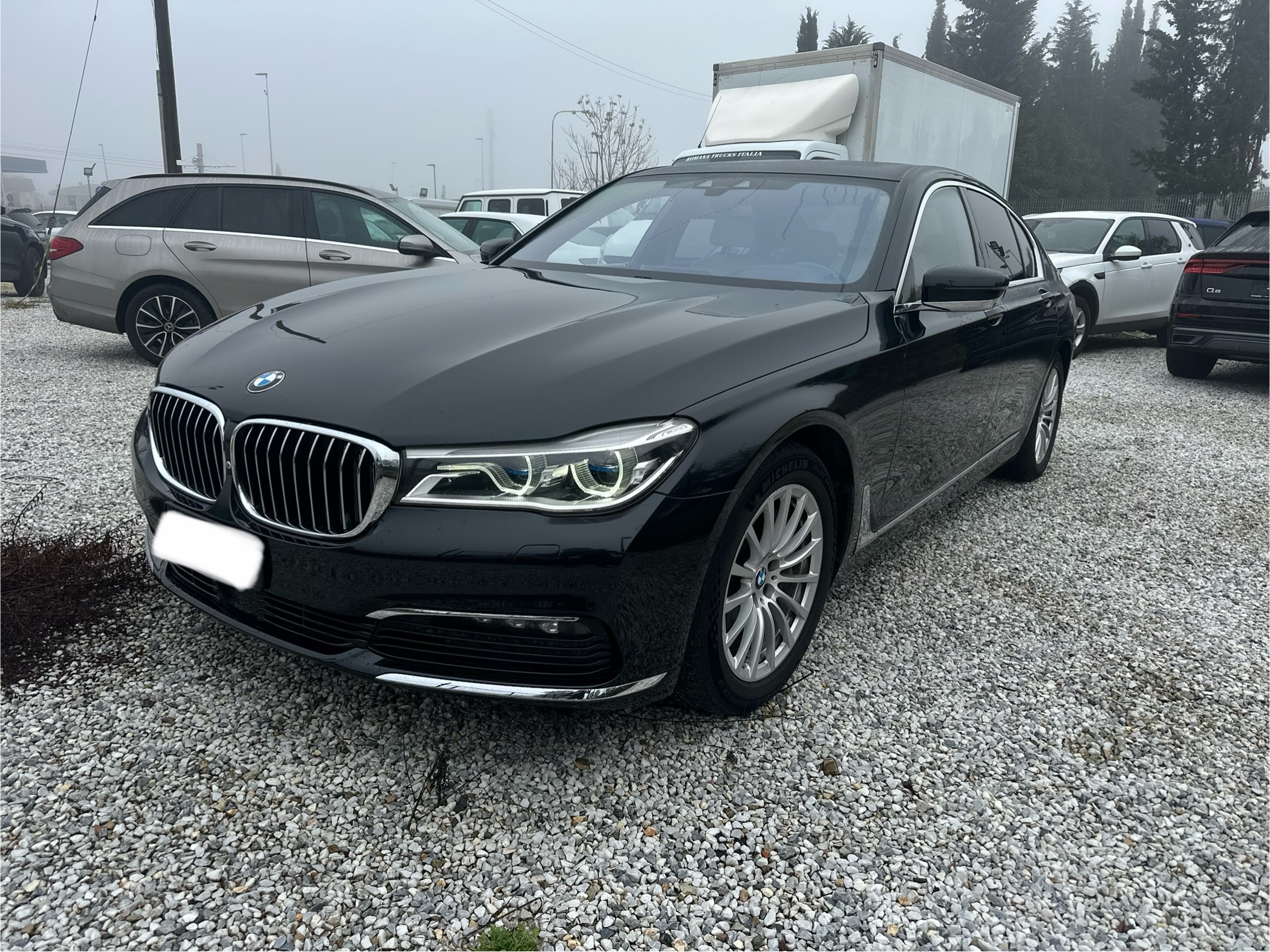 BMW 7 Series 730d Luxury - xDrive - Diesel - Automatic - 265 hp - 298.649 km