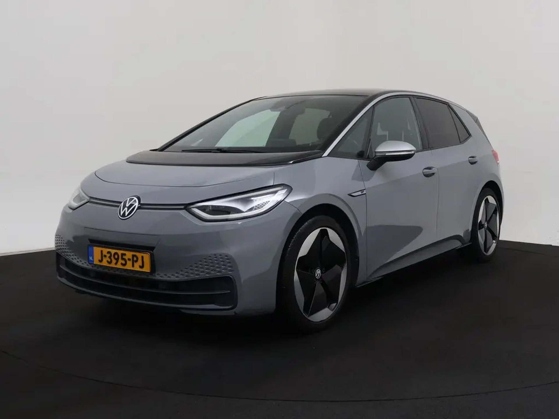 Volkswagen ID.3 58 kWh 1st Plus - Electric - Automatic - 204 hp - 134.013 km