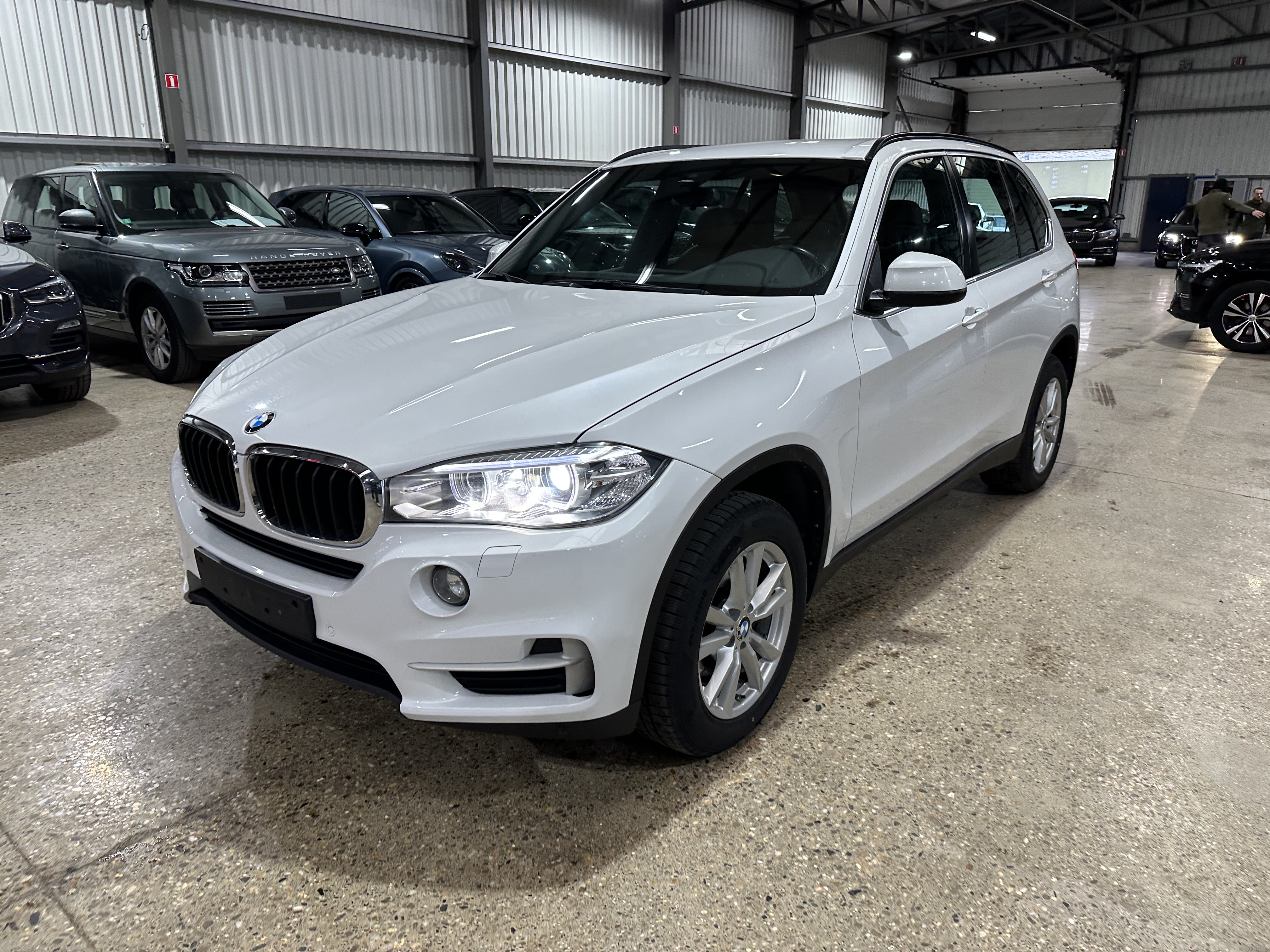 BMW X5 25d Lounge - Diesel - Automatic - 218 hp - 255.970 km