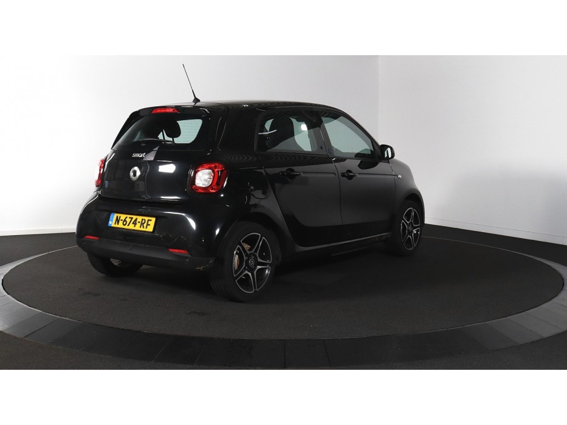 Smart Forfour - Electric - Automatic - 82 hp - 70.333 km