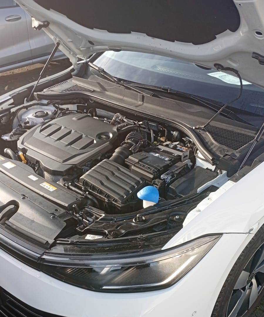 2025 Volkswagen Passat   