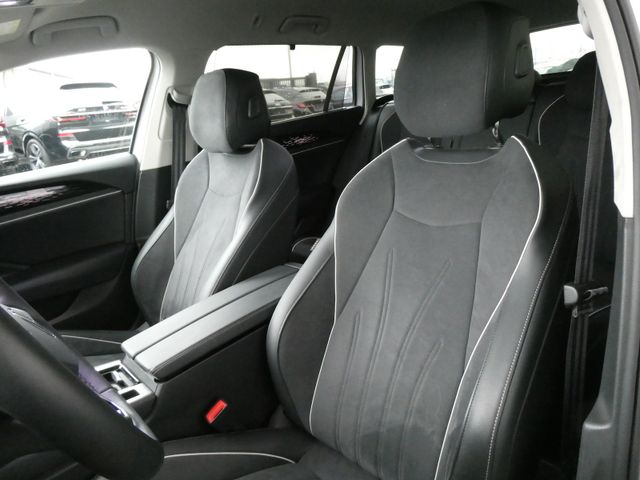 2025 Volkswagen Passat   