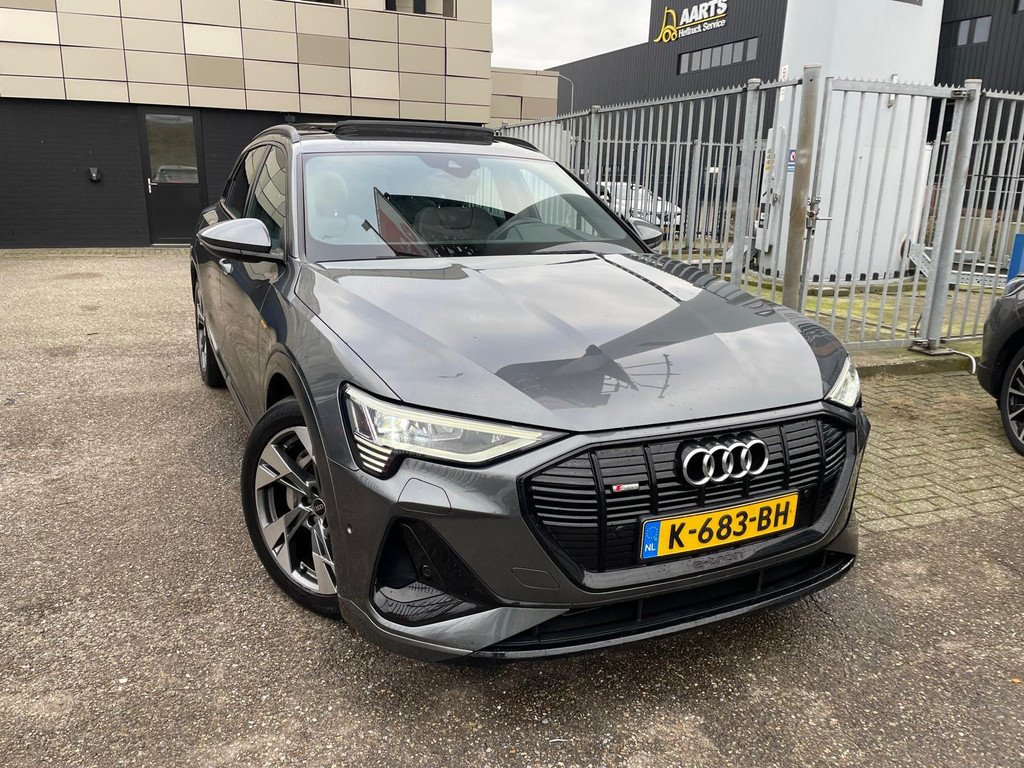 Audi E-tron 50 S Edition - Electric - Automatic - 313 hp - 120.467 km