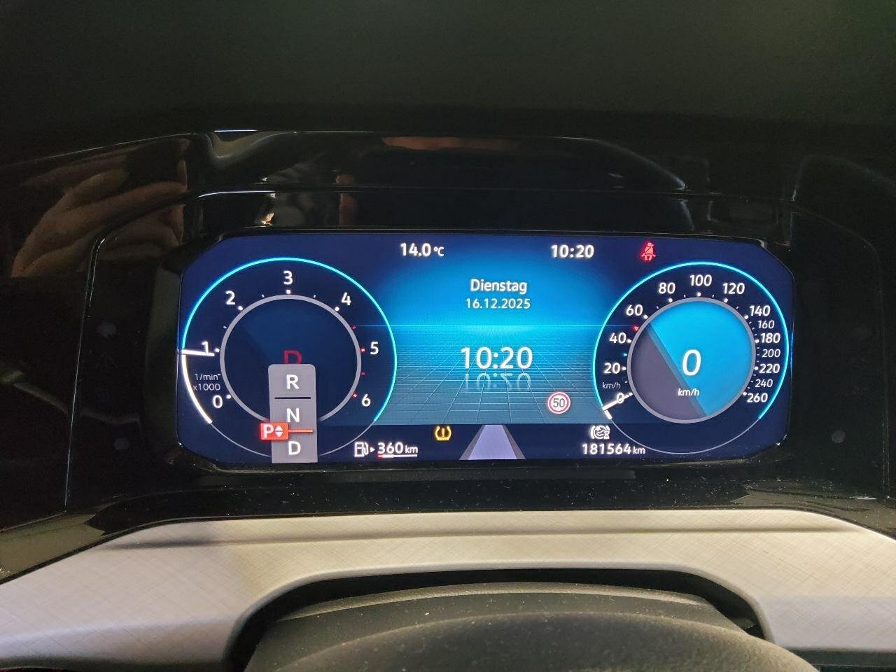 Volkswagen Golf 2.0 TDI Life - 115 hp - 181.564 km