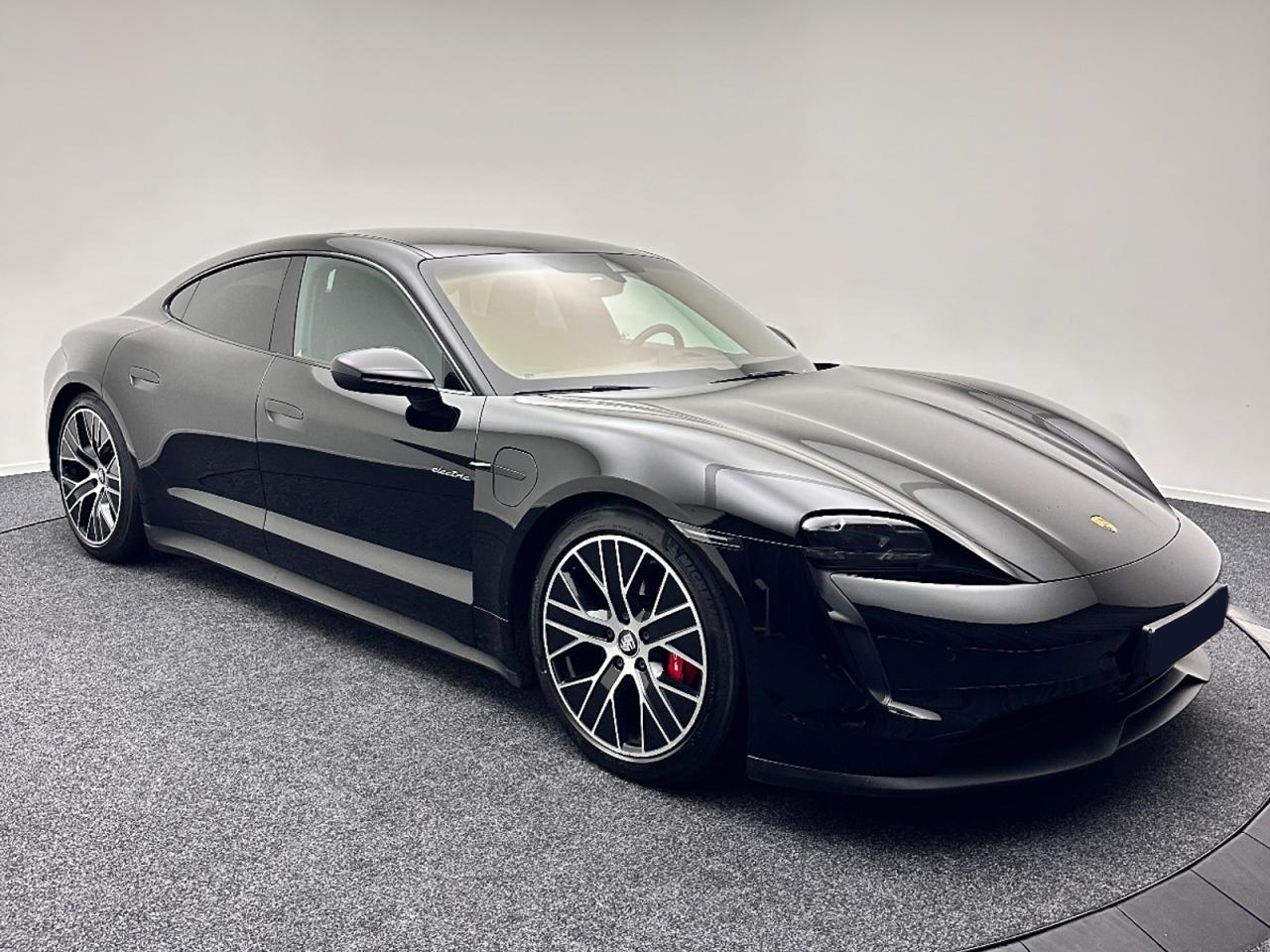 Porsche Panamera 4S 2.9 Executive - AWD - Electric - Automatic - 489 hp - 180.800 km