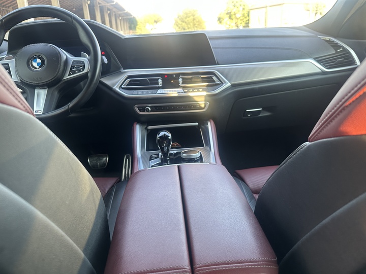 2023 BMW X6   AWD