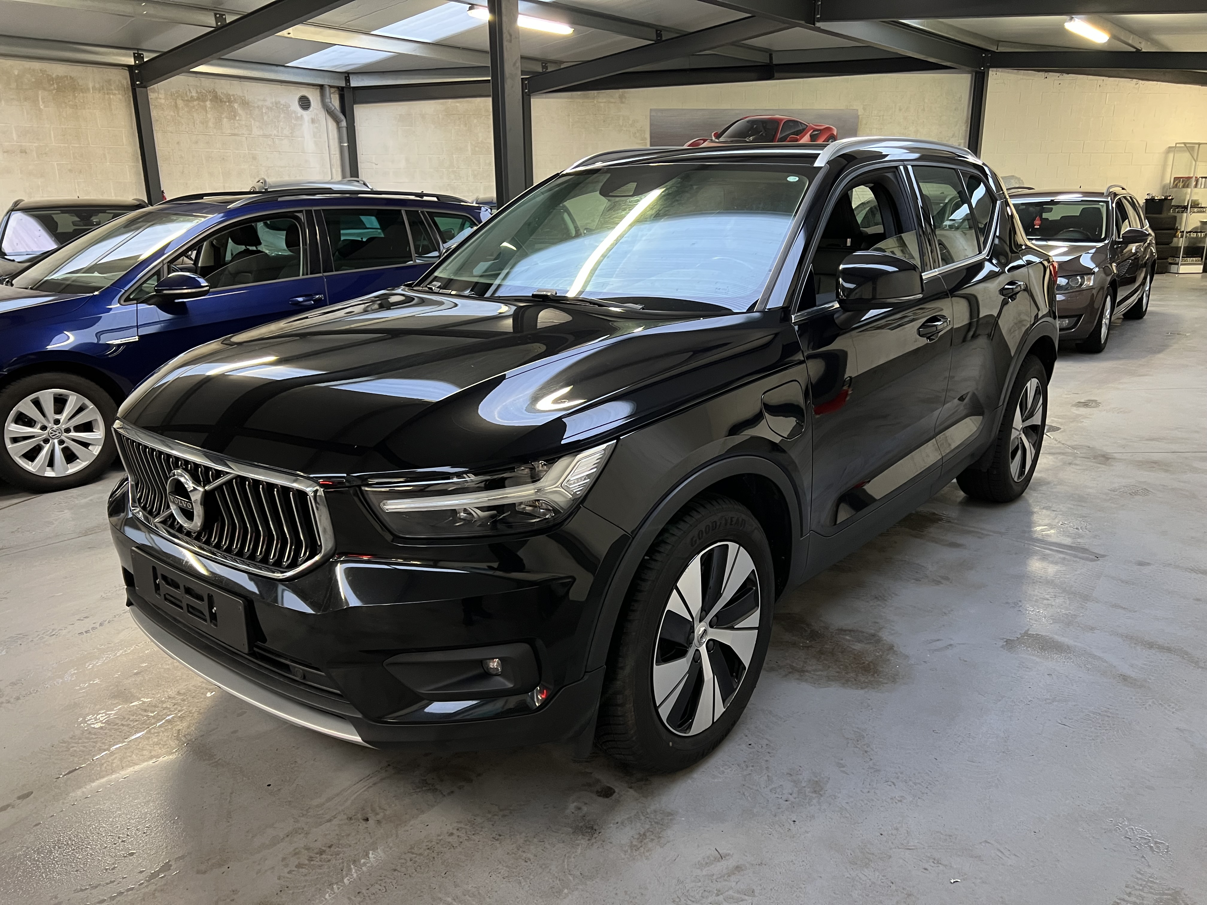 Volvo XC40 1.5 T5 Inscription Expression - Hybrid - Automatic - 180 hp - 223.511 km