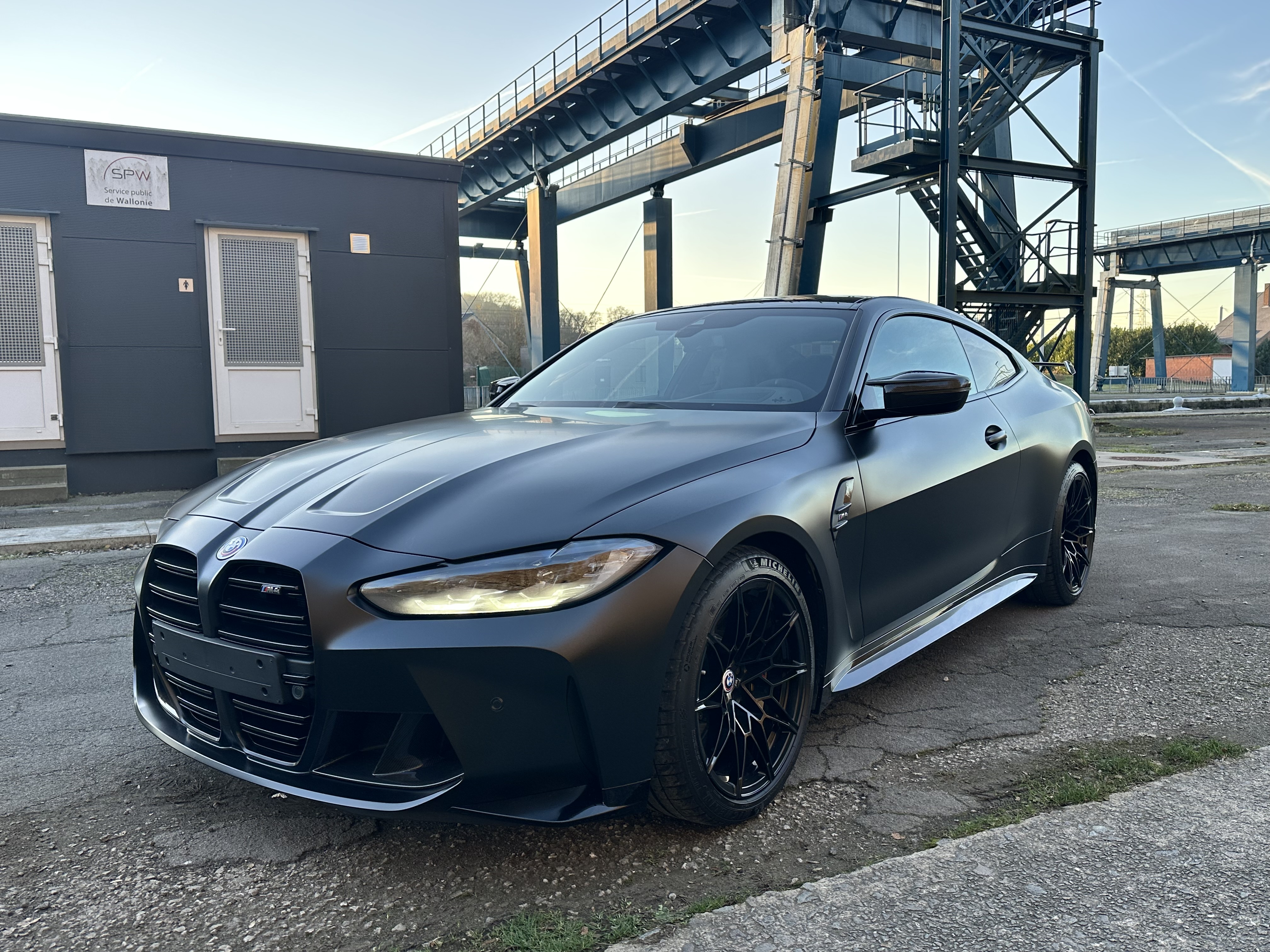 BMW 4 Series M4 - Petrol - Manual - 480 hp - 33.839 km