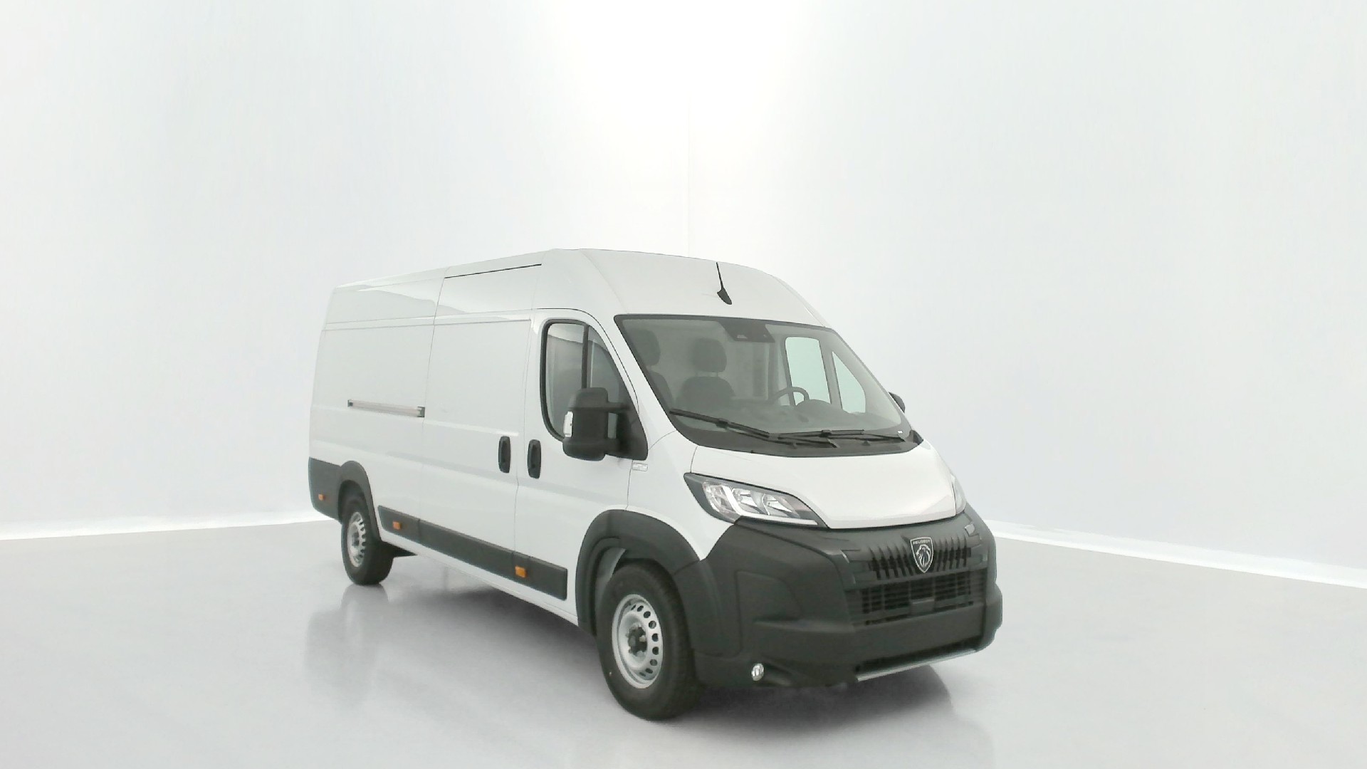Peugeot Boxer L4H2 2.2 2025