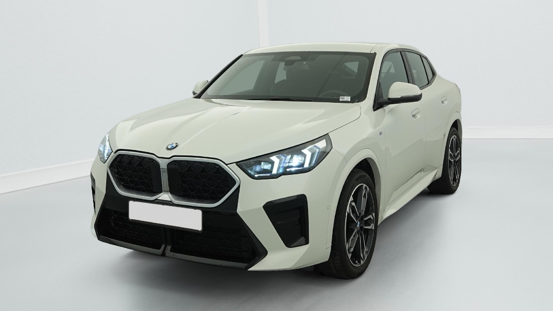 2025 BMW X2   
