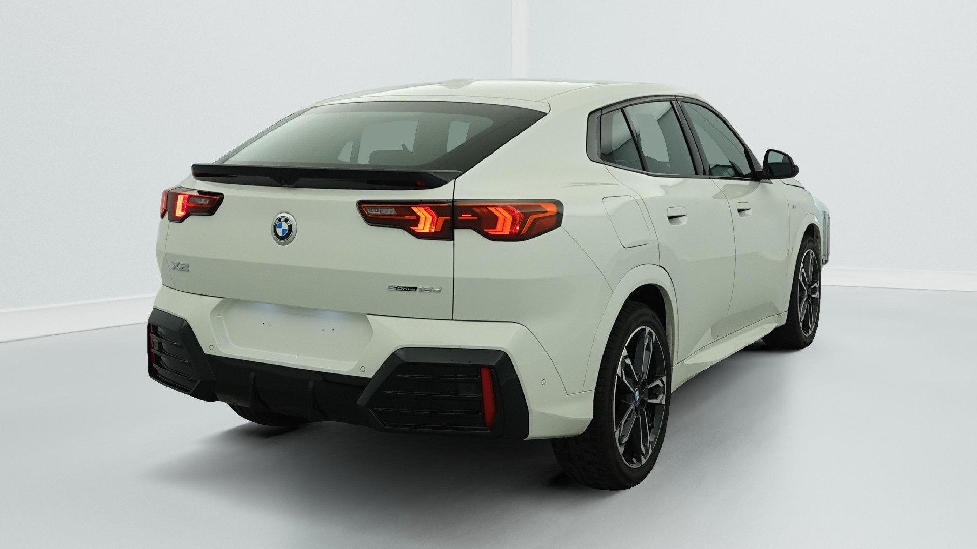 2025 BMW X2   