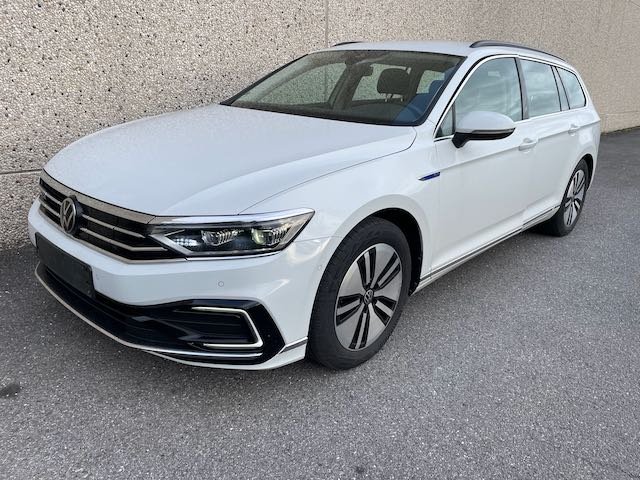 2025 Volkswagen Passat   
