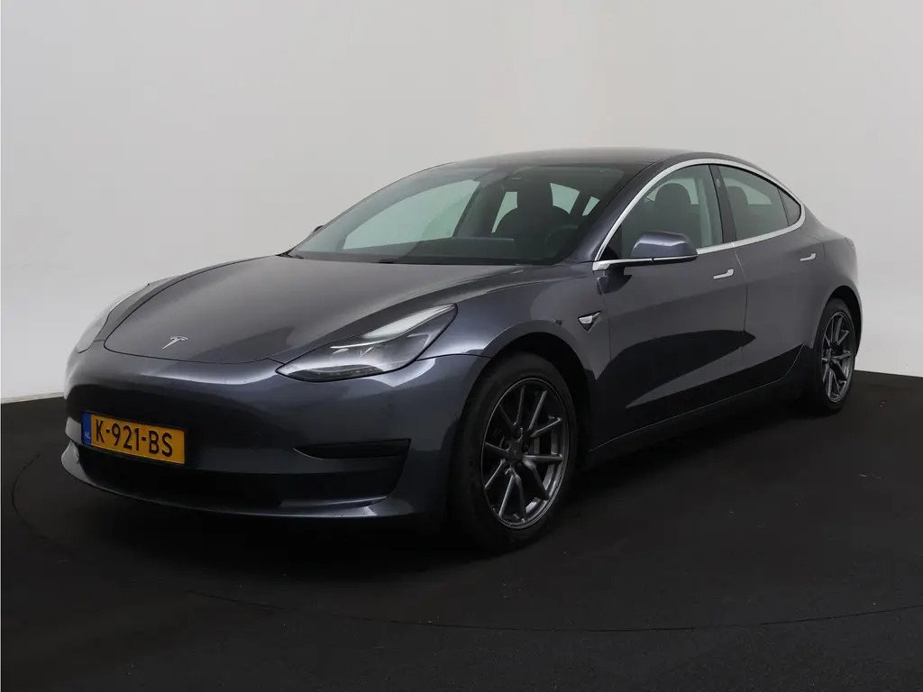 Tesla Model 3 60 kWh - Electric - Automatic - 238 hp - 149.778 km