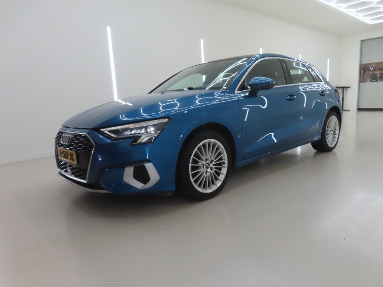 Audi A3 30 TFSI Business - Petrol - Automatic - 110 hp - 97.037 km