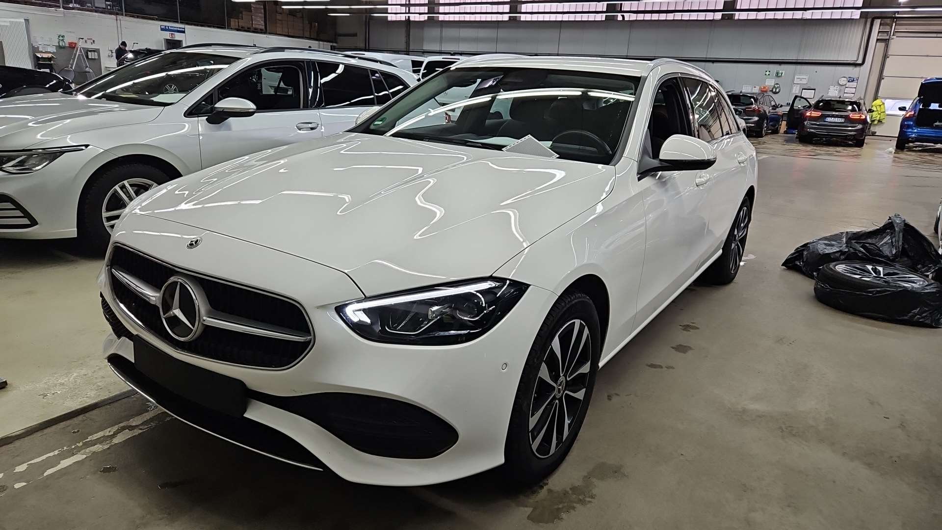 Mercedes-Benz C 300e Avantgarde - Hybrid - Automati - 204 hp - 37.684 km