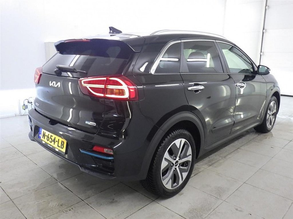 Kia Niro 65 kWh DynamicPlusLine - Electric - Automatic - 204 hp - 166.442 km